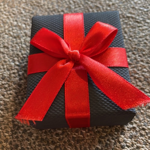 Diamond necklace - Picture 2 of 4